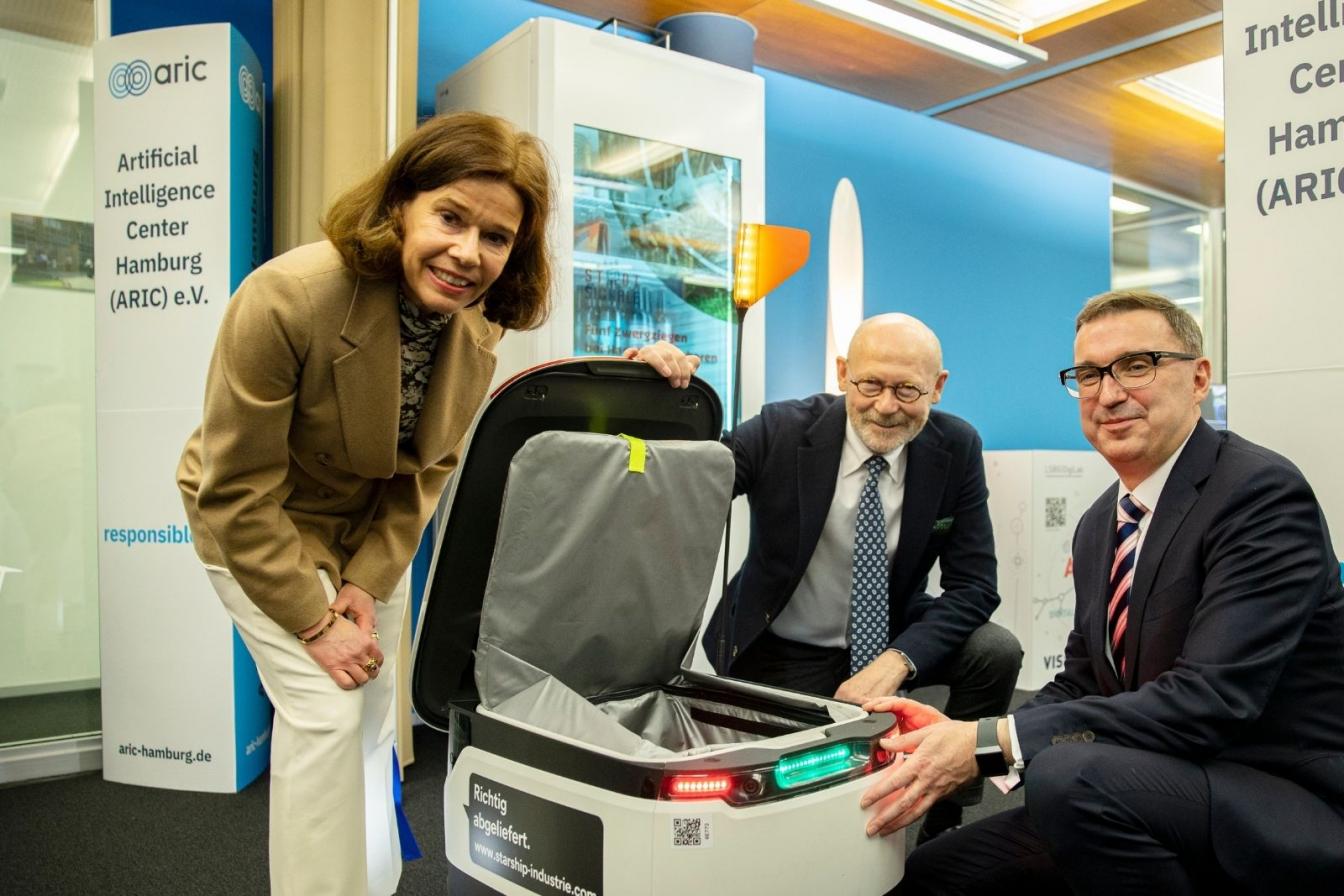 Ssan Ruge Inspired by the e-Estonia Briefing Centre in Tallinn, ARIC opened an ...